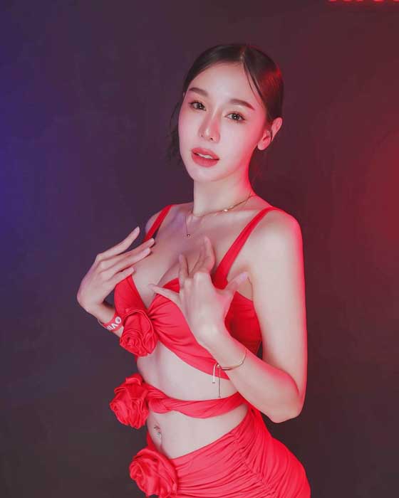 Thiraporn 9