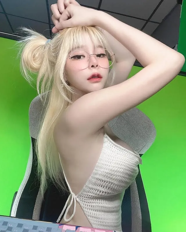 แป้งสามป๋องซาว การ์ตูนอนิเม