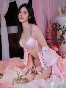 น้องมิกิ” งานพริตตี้