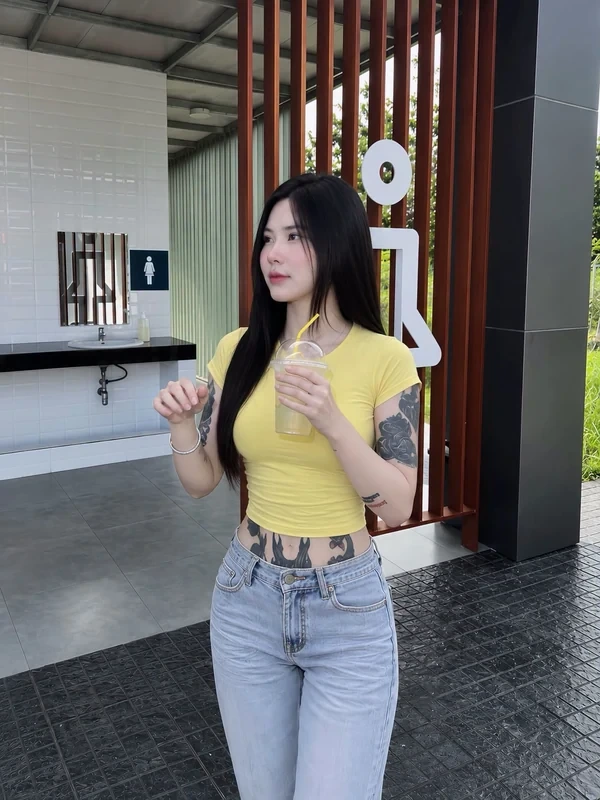 fernevergreen ภาพยืนเดี่ยว 01
