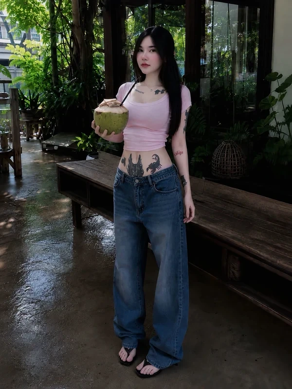 เฟิร์น จุ๊บ จุ๊บ. ภาพยืนเดี่ยว 03